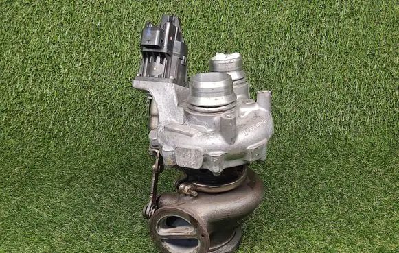 BMW 5 G30 G31 Turbo 8600290 82960303 8400690006