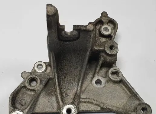 Volvo V50 Engine mount bracket 9656392880