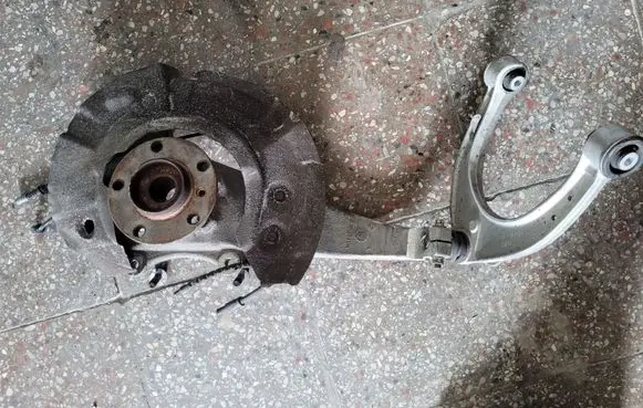 BMW 7 F01 F02 F03 F04 Front wheel hub spindle knuckle 6775269