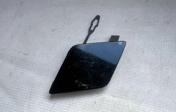 Peugeot 3008 II Front tow hook cap/cover 9836770277