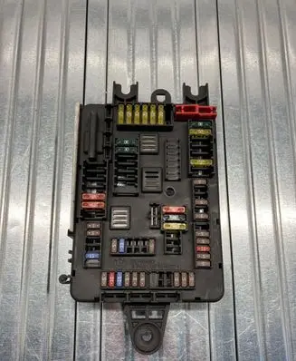 BMW 1 F20 F21 Fuse module 926111103 19178000001 13072012