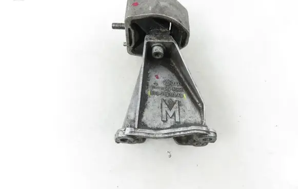 Audi A4 S4 B5 8D Gearbox mounting bracket 8D0399113AB