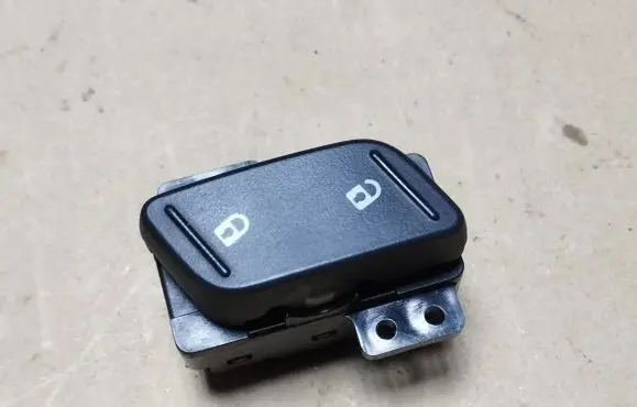 Acura MDX II Central locking switch button M34541