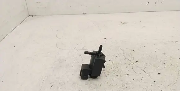 BMW 5 E60 E61 Turbo solenoid valve 72234100 02T338 1742712
