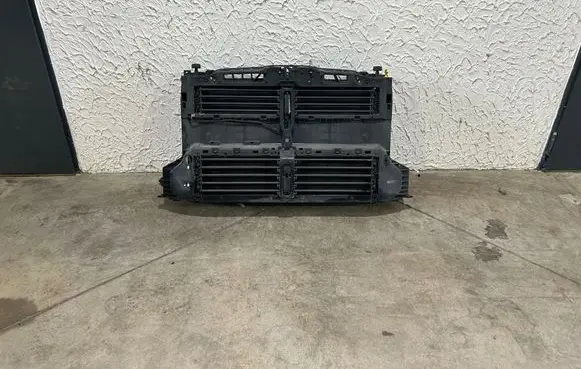 Ford Focus Radiator set JX6BA16E146B1G
