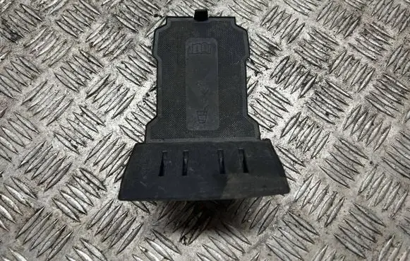 Audi TT TTS RS Mk3 8S Panel drawer/shelf pad 8S0863301A
