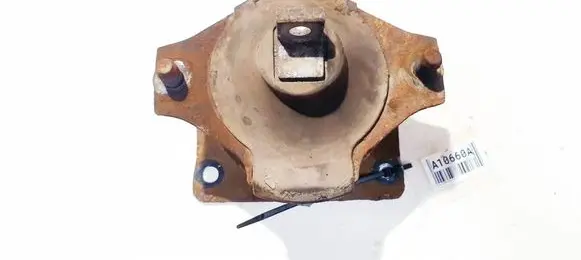 Honda Accord Engine mount bracket