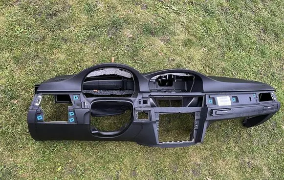 BMW 3 E92 E93 Dashboard 9125815