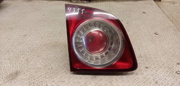 Volkswagen Golf Plus Tailgate rear/tail lights 5M0945093H