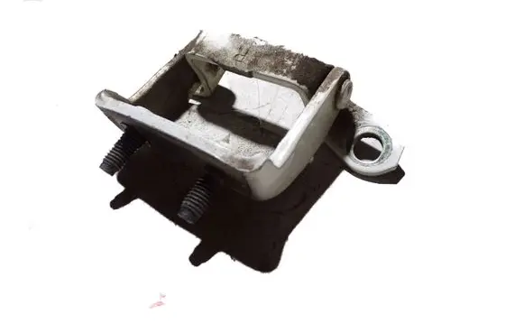 Nissan Pathfinder R51 Rear door upper hinge