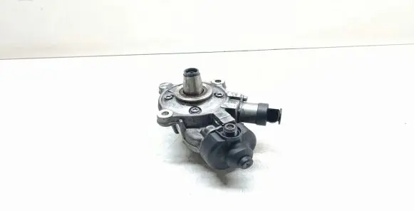 BMW 3 F30 F35 F31 Fuel injection high pressure pump 0445010519 7823452