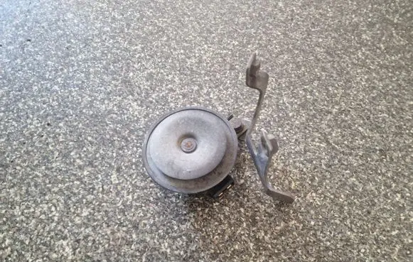 Skoda Octavia Mk1 (1U) Horn signal