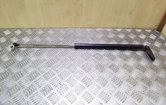 Subaru Forester SF Tailgate/trunk strut/damper