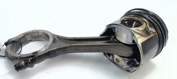Audi A5 8T 8F Piston with connecting rod 