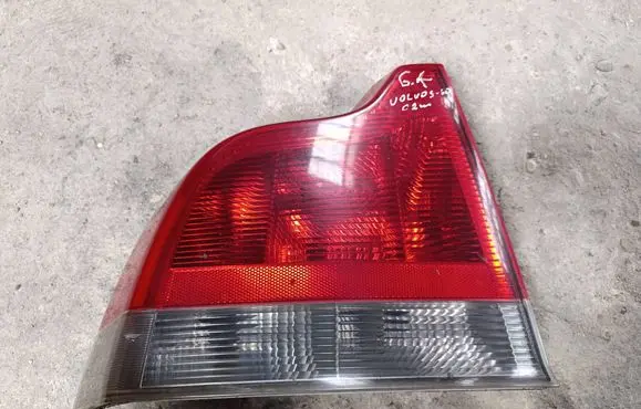 Volvo S60 Rear/tail lights 8664079