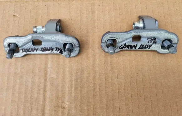 Volvo XC40 Loading door hinge set 