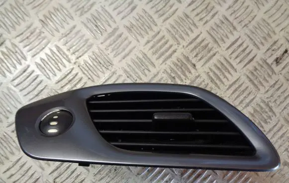 Dashboard side air vent grill/cover trim