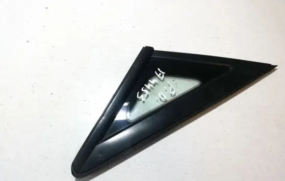 Subaru B9 Tribeca Front triangle window/glass 