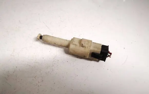 Audi A6 S6 C5 4B Brake pedal sensor switch 4a0945515a