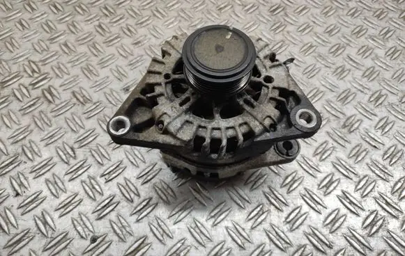 Hyundai ix35 Generator/alternator 373002A850 2611067 135V130A