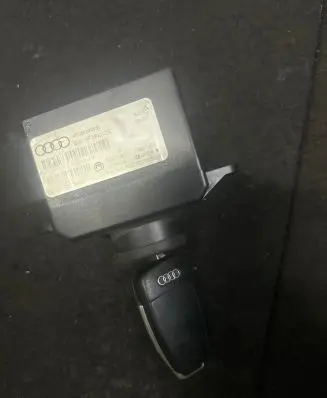 Audi A6 S6 C6 4F Ignition lock 4F0909131E 33301301 4F0910131E