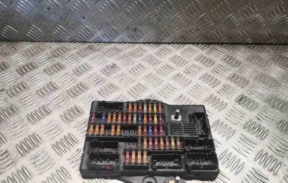 Jaguar XJ X350 Fuse box set