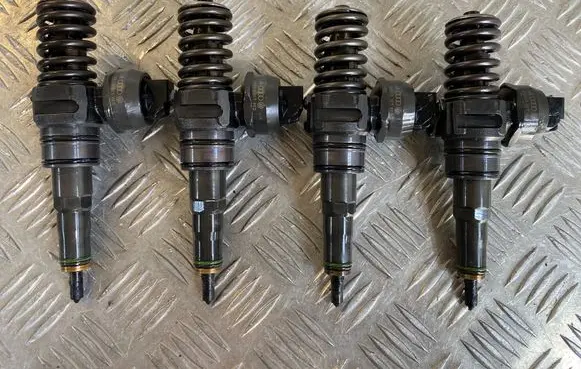 Audi A4 S4 B6 8E 8H Fuel injectors set 038130073BQ