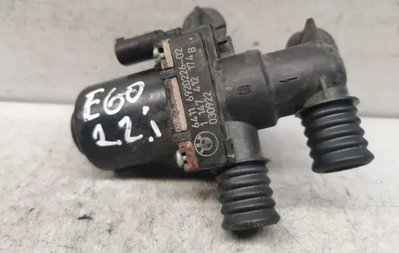 BMW 5 E60 E61 Coolant heater control valve 6411692022602