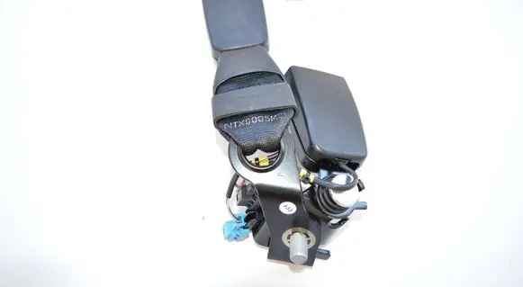 Toyota Corolla Verso E121 Middle seatbelt buckle (rear) A2058600469