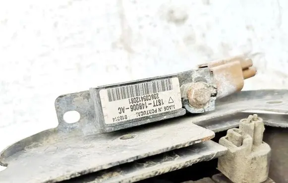 Ford Mondeo Mk III Airbag deployment crash/impact sensor 1s7t14b006ac 1s7t-14b006-ac