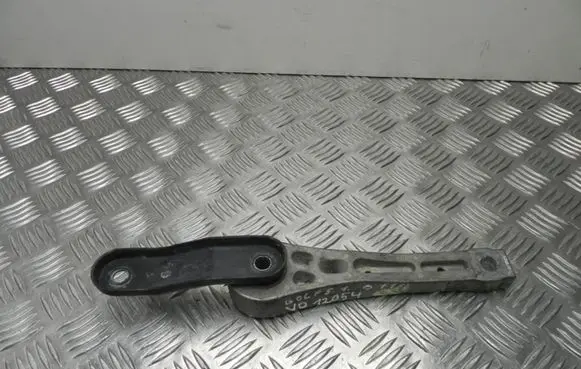 Volkswagen Golf V Engine mounting bracket 1K0199855N VD12054