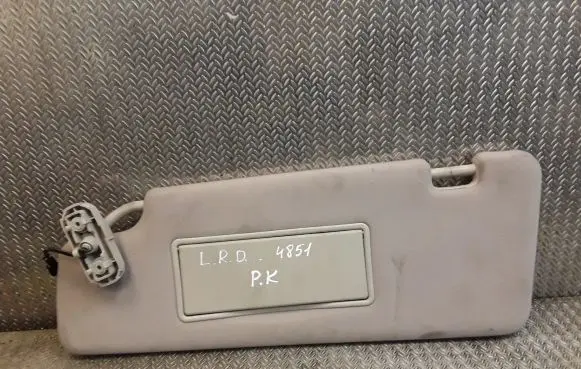 Land Rover Discovery 3 - LR3 Sun visor