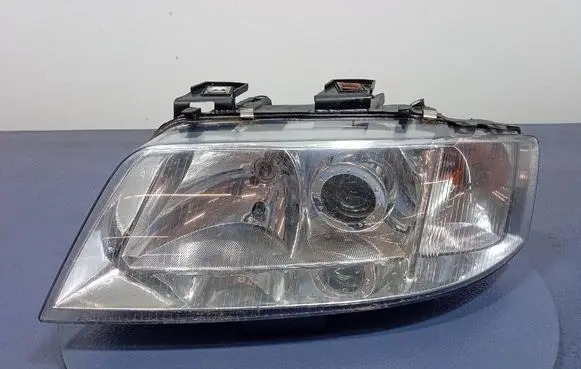 Audi A6 Allroad C5 Headlight/headlamp 205378
