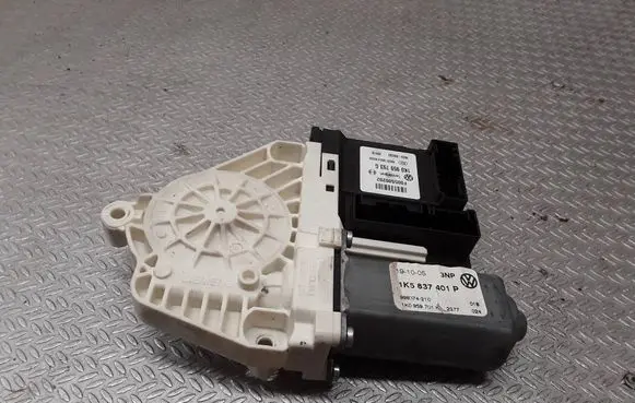 Volkswagen Jetta V Front door window regulator motor 1K5837401P