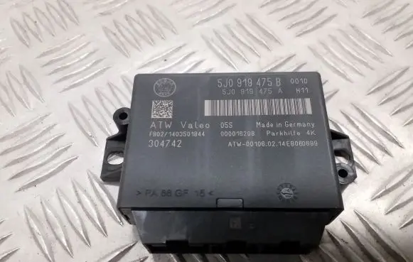 Skoda Superb B6 (3T) Parking PDC control unit/module 5J0919475B