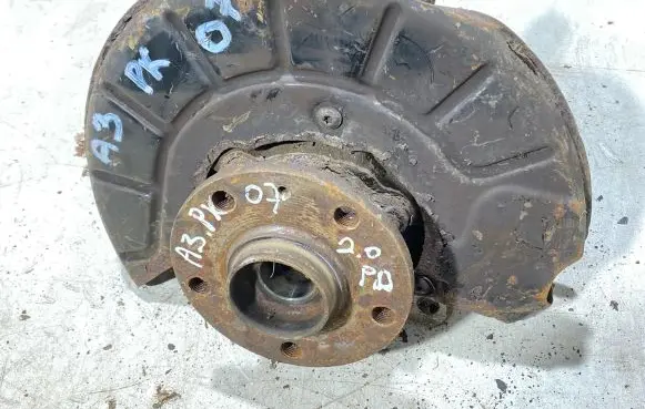 Audi A3 S3 8P Front wheel hub spindle knuckle