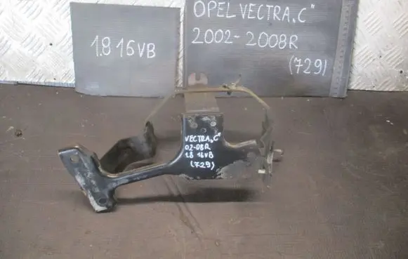 Opel Vectra C Power steering pump mounting bracket 24456724