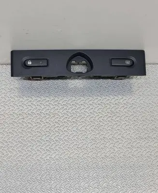 Renault Clio II Windscreen/window heater switch R6195340