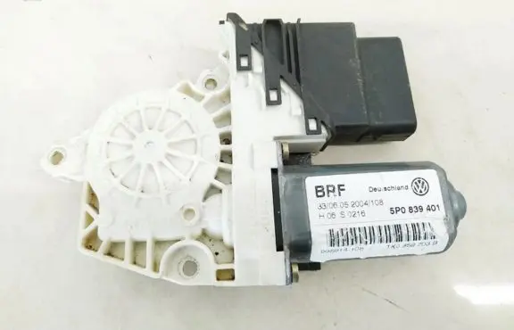 Seat Altea XL Rear door window regulator motor 5p0839401 1k0959703b