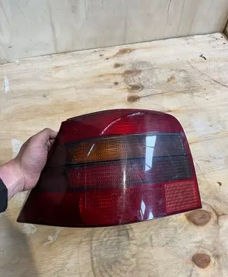 Volkswagen Golf IV Rear/tail lights 1J6945297 PPT20