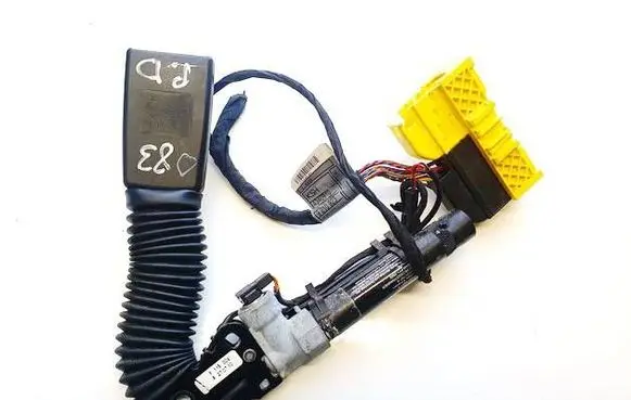 BMW 5 GT F07 Front seatbelt buckle 615796400B 26072010