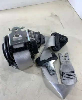 Renault Megane III Front seatbelt 868844979R