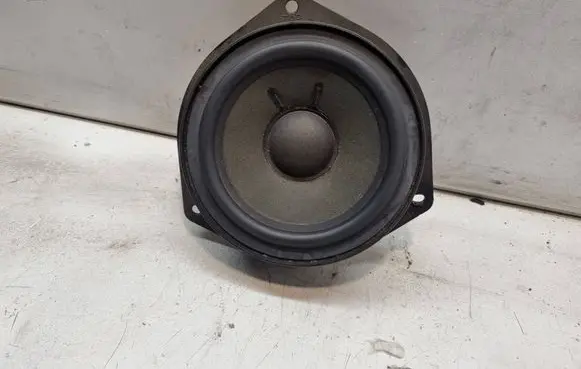 Opel Zafira B Rear door speaker 90520838
