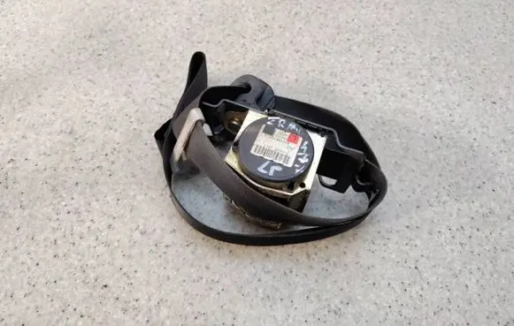 MG ZR Front seatbelt 530100300B