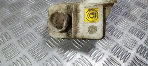 Alfa Romeo 156 Brake fluid reservoir 