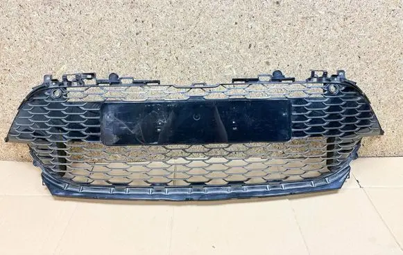 Toyota Corolla E210 E21 Front bumper lower grill 53102YP290 53112YY070