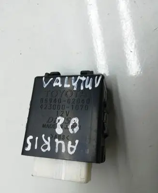 Toyota Auris 150 Window wiper relay 8594002040 4230001070