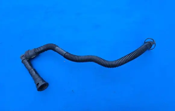 BMW 3 E46 Breather/breather pipe/hose 7513903