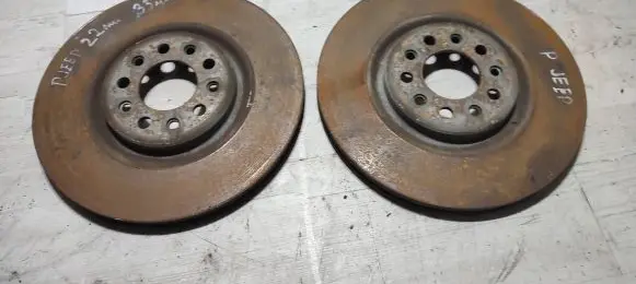 Jeep Cherokee Front brake disc