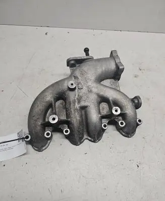 Volkswagen Golf IV Intake manifold 038129713AF